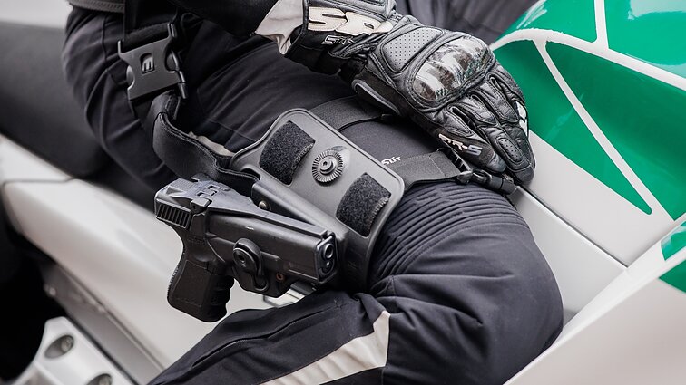 Policija siūlo keisti ginklų įsigijimo tvarką: nėra kaip patikrinti, ar ginklą turintis asmuo nesusirgo psichine liga