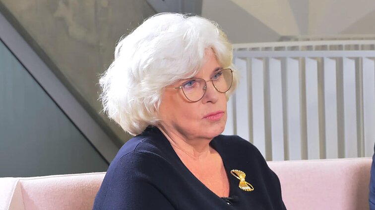 Sausio 13-ąją su kamera fiksavusi Nijolė Steiblienė: nepamiršiu šito vaizdo – baltos plytelės, du jauni žmonės ir kraujo klanas