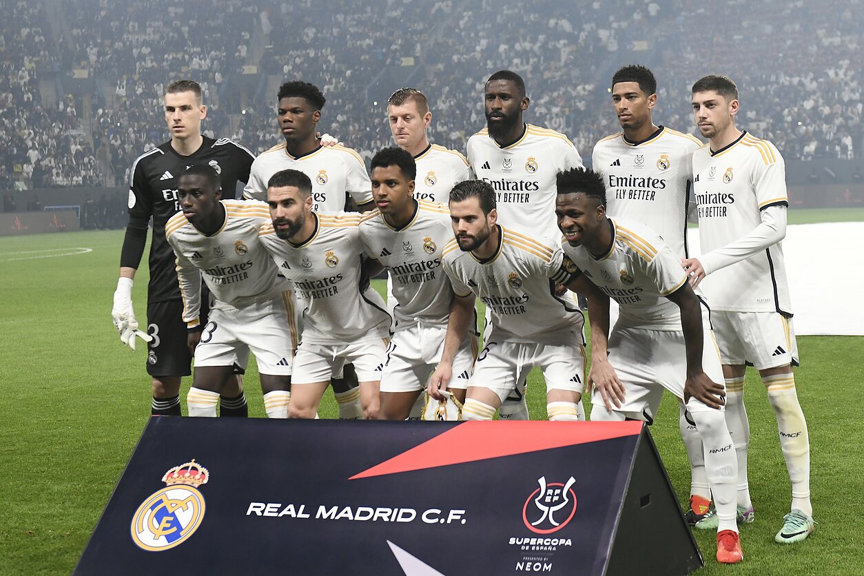 Ispanijos Futbolo Supertaur s Finale Real Pergal Nukal Brazilo hat ispanijos-futbolo-supertaur-s-finale-real-pergal-nukal-brazilo-hat