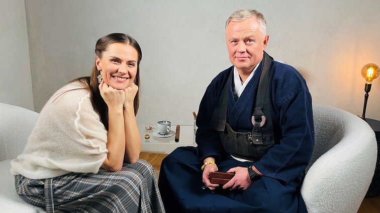 Lipt stogais su Jurga. 30 metų dzenbudizmą praktikuojantis Darius Šarauskas: iš išorės į vidų pasižiūrime tik tada, kai jau būtina