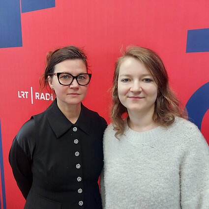 Čia ir dabar. „Neišbūtas gedulas vėliau grįžta“. Su laidotuvių palydėtoja Nora Išganaitiene ir psichologe Austėja Agniete Čepuliene