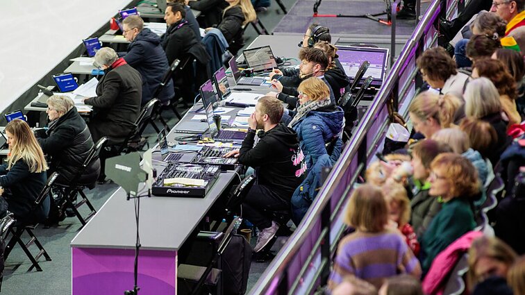 Skandalas dailiojo čiuožimo čempionate ir liudininkės pasakojimas: darbo inspekcija pradėjo tyrimą dėl galimo nelegalaus darbo