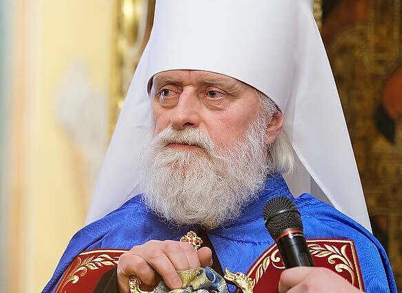 Žinios. Estija nepratęsė stačiatikių bažnyčios vadovui leidimo gyventi šalyje dėl „pavojaus saugumui“