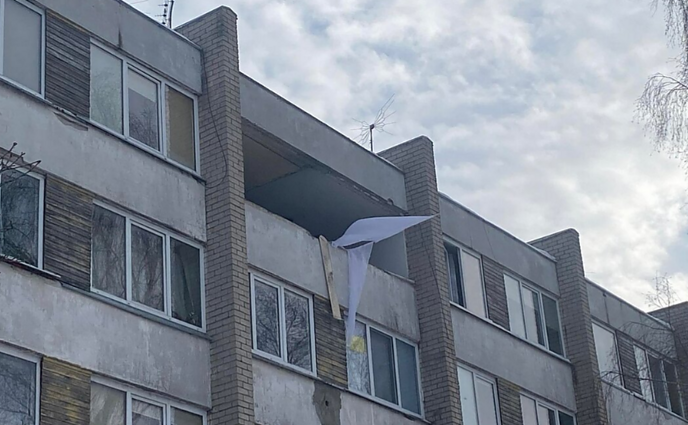 Žinios. Panevėžyje sprogus dujų balionui užsidegė butas