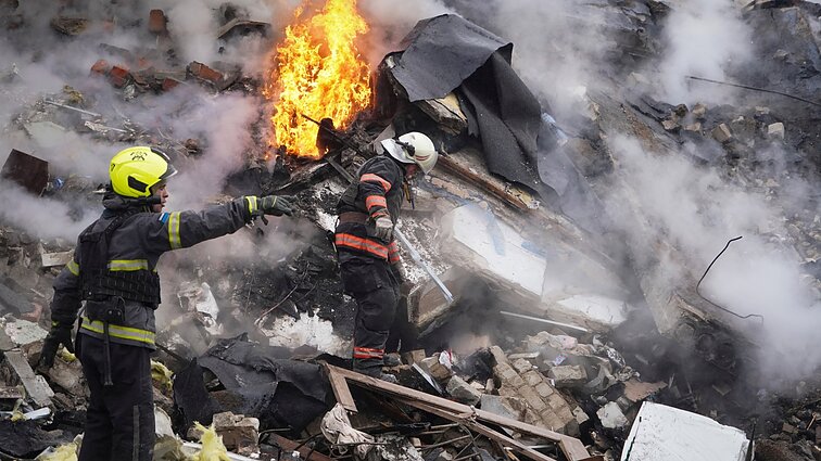 Žinios. Per rusų raketų atakas Ukrainoje žuvo mažiausiai 7 žmonės, dar beveik 80 sužeisti