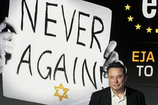 „Reabilitacijos turas“: Muskas vizitu į Aušvicą bando taisyti įvaizdį po išreikštos tolerancijos antisemitinėms mintims