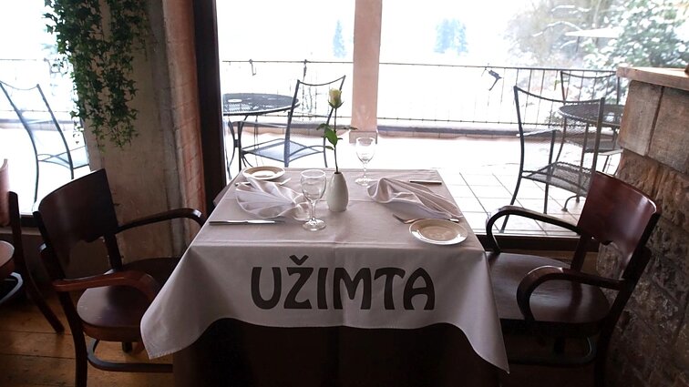 Dviračio žinios. Protestuojančių ūkininkų pranašumai prieš protestuojančius mokytojus, visuotinio šaukimo organizavimas bei rinkimai kaip kinas