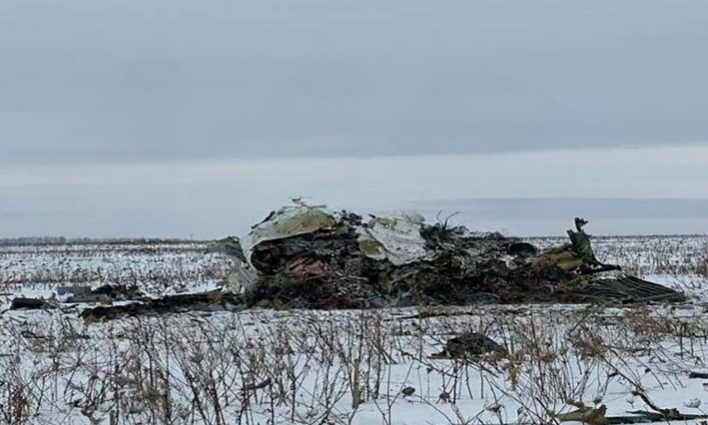 Žinios. Zelenskis prašo surengti tarptautinį tyrimą ir nuodugniai ištirti visas lėktuvo katastrofos Rusijoje aplinkybes