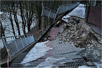 Nuošliauža Tauragėje pasiglemžė taką