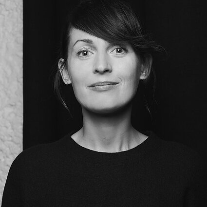 Pirmas sakinys. Dovilė Raustytė ir tobulieji mūsų įvaizdžiai
