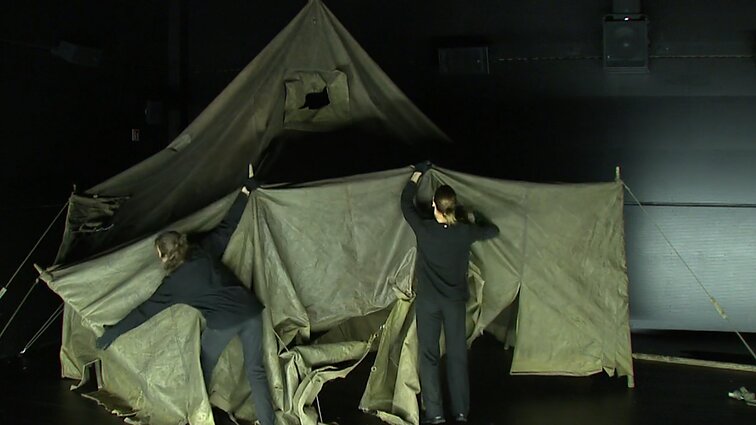 Nacionaliniame dramos teatre – pirmoji šių metų premjera: spektaklis apie žmonijai gresiantį išnykimą