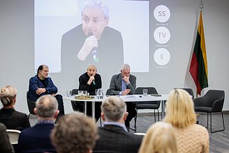 Diskusija apie mokyklas, kuriose vaikai ugdomi rusų kalba. Diskusija apie mokyklas, kuriose vaikai ugdomi rusų kalba.