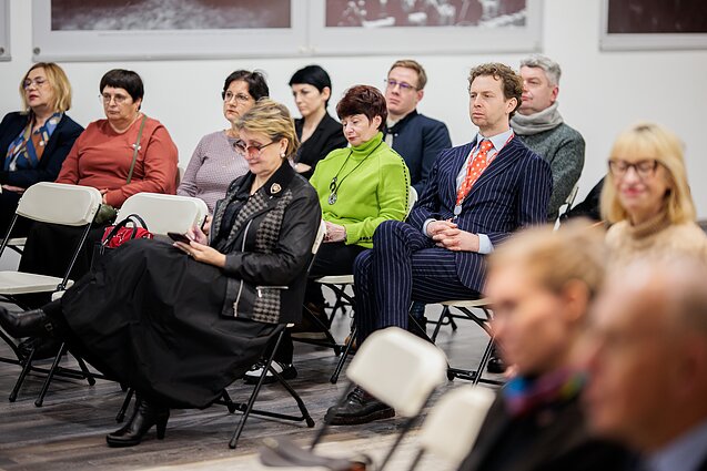 Diskusija apie mokyklas, kuriose vaikai ugdomi rusų kalba. Diskusija apie mokyklas, kuriose vaikai ugdomi rusų kalba.