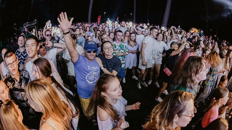 Alternatyviosios muzikos renginių rekomendacijos: festivalis „Šaknys“, „Baltojo Kiro“ ir „Darganos“ koncertai