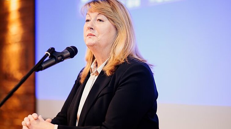 Vilija Blinkevičiūtė į prezidento postą nekandidatuos – rems Gitaną Nausėdą