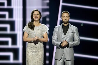 Petra Mede su Månsu Zelmerlöwu