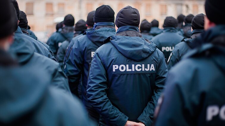 Siūloma leisti policininkams gauti informaciją apie visų gyventojų sveikatą: ar tai suderinama su duomenų apsauga?