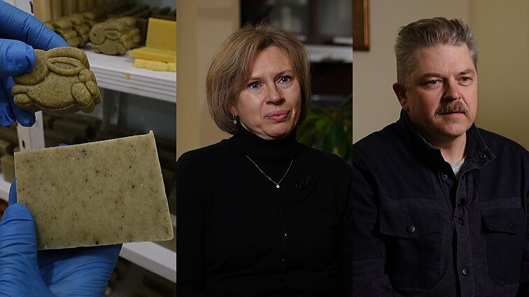 Iš Paryžiaus į kaimą Vilniaus pašonėje sugrįžę Urbanai ėmėsi muilo gamybos: svajoja sukurti ir šampūną, kuris tiktų daugeliui