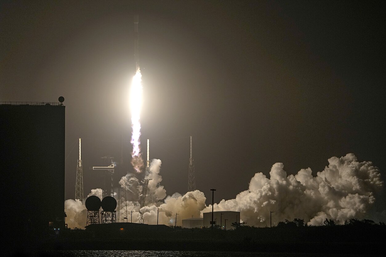„SpaceX Falcon 9“ „SpaceX Falcon 9“