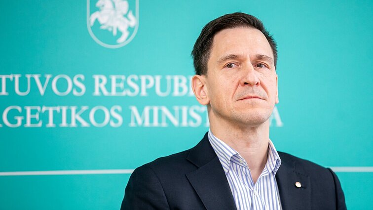 Ministras Kreivys teigia grąžinęs visas nuo 2021-ųjų pradžios gautas parlamentines lėšas