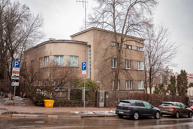 „Nepamirštas Vilnius“. Tarpukario architektūra. Kalinausko g. 3/Rožių al. 1. Architektas I. Smorgonskis, apie 1938 m. 