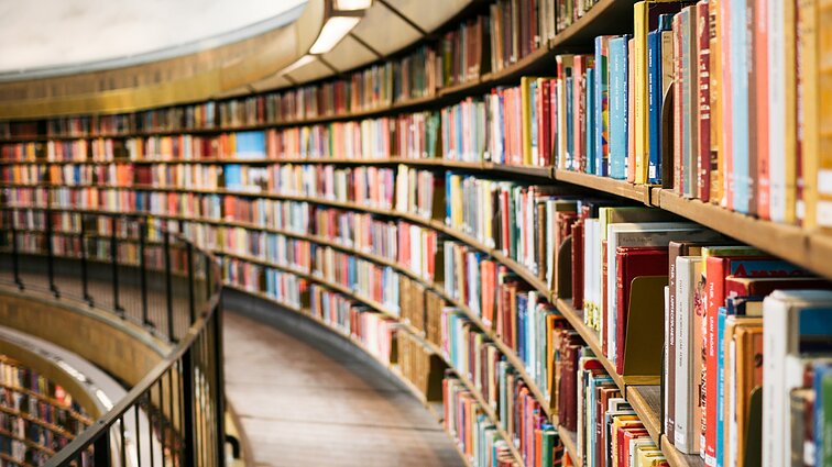 Artėjant Vilniaus knygų mugei – literatūros apžvalga su Jolanta Kryževičiene