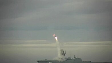 Rusijos gynybos ministerijos išplatinta nuotrauka, kurioje esą išbandoma Cirkon hipergarsinė raketa