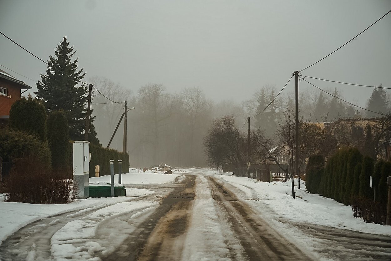 Kelias pro Piniavą Kelias pro Piniavą