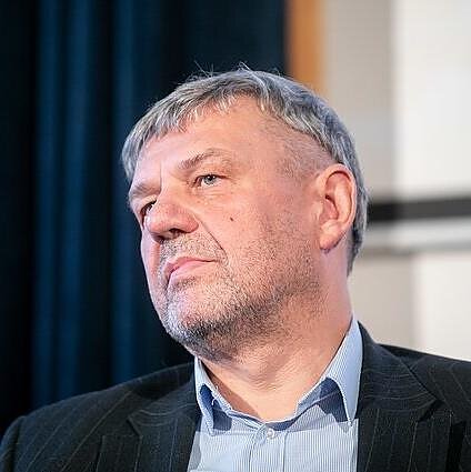  D. Umbraso / LRT nuotr., Daiktiniai įrodymai. Karūnuoti reikalai: apie karalius ir sirgalius su Regimantu Dima