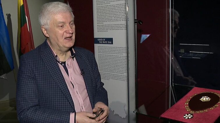 Valdovų rūmuose – tarpukario Baltijos šalių valstybinių apdovanojimų paroda: eksponuojami net prezidentiniai medaliai