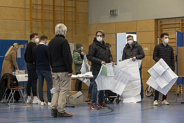 Šiemet Europos laukia 20 rinkimų: kokie iššūkiai dėl to laukia ir kokios grėsmės gali kilti?