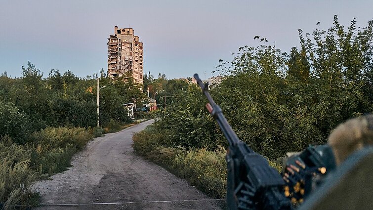 „Tai buvo vienintelis teisingas sprendimas“: praėjusią naktį Ukrainos pajėgos pasitraukė iš Avdijivkos