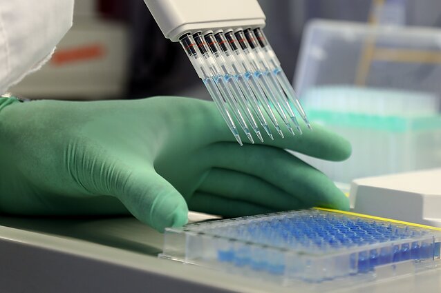 Tyrimai laboratorijoje, asociatyvi nuotrauka