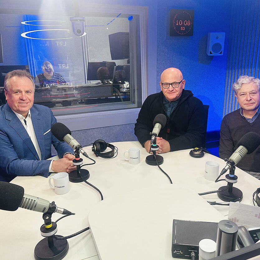 LRT nuotr., Kardiologas: žmogus buvo per centimetrą nuo mirties, o dabar susilaukė antro vaiko ir apsigynė disertaciją