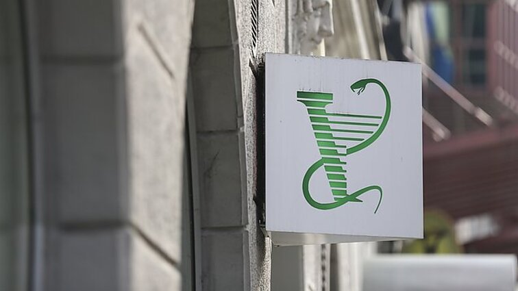 Švenčionių raj. gyventojai pasigenda budinčių vaistinių – ištikus bėdai gelbsti draugai
