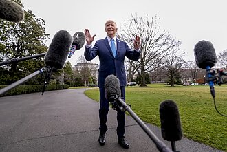 Joe Bidenas Joe Bidenas
