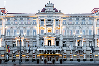 Vilniuje viešbutį „Kempinski“ keičia „Curio Collection by Hilton“ Vilniuje viešbutį „Kempinski“ keičia „Curio Collection by Hilton“