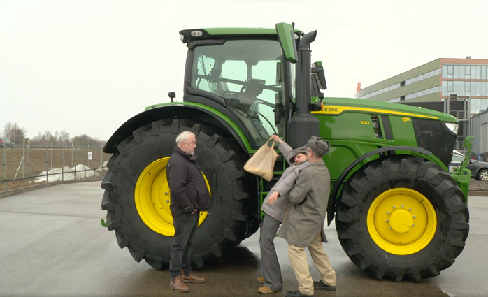 Dviračio žinios. Vilniaus lenkai ūkininkui: mums reikia Jūsų pagalbos tarptautiniuose santykiuose