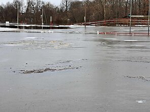 Potvynio užlietas Vilkyčių autosporto kompleksas