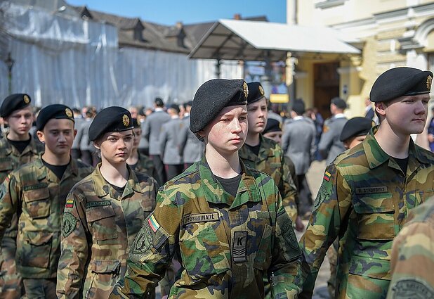 Nenori nei Kauno savivaldybė, nei Švietimo ministerija: kadetų licėjui gresia užsidarymas dėl lėšų trūkumo