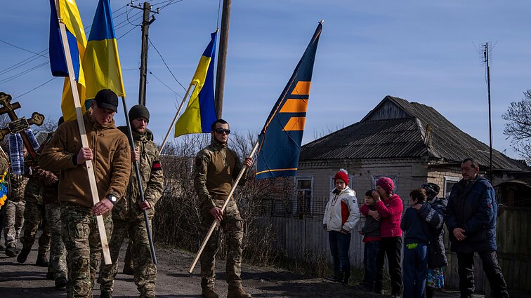 Žvilgsnis į Rusijos teroro labiausiai alinamus Ukrainos miestus: kokios nuotaikos vyrauja ir kaip sekasi atsistatyti?