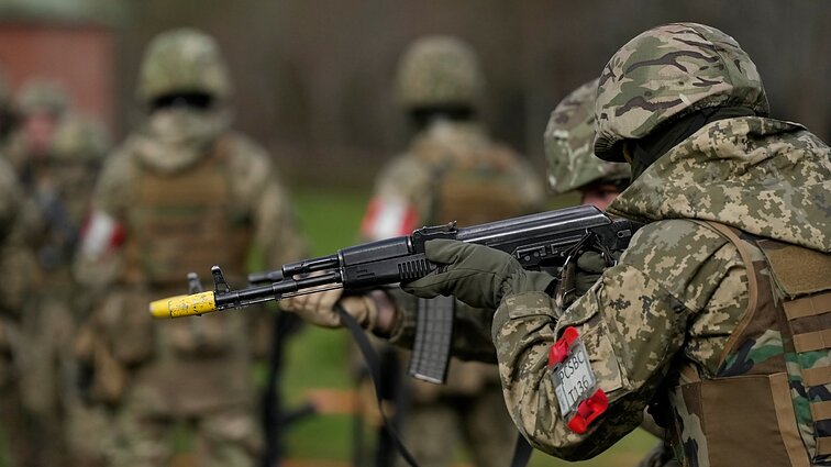 Svarstymus siųsti karius į Ukrainą įvertinęs ten kovojantis lietuvis: būčiau nepernešęs gėdos, kad už Ukrainą nekariauja nei vienas lietuvis