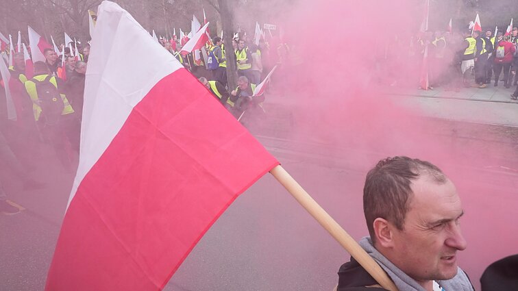 Lenkų ūkininkams planuojant pasienio su Lietuva blokadą, pareigūnai ruošiasi ir blogiausiam scenarijui