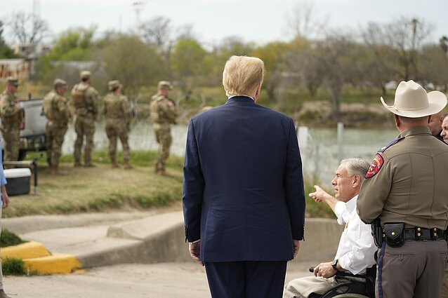 Donaldas Trumpas lankosi pasienyje su Meksika Donaldas Trumpas lankosi pasienyje su Meksika