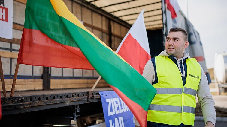 Apžvelgė situaciją Lenkijos pasienyje: spūsčių kol kas nėra, vilkikai tikrinami greitai