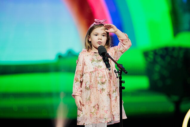 Dainų dainelė 2024. Beatričė Tūbinytė – „Aš guliu“