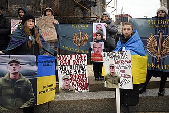 Prašoma išlaisvinti ukrainiečius karo belaisvius