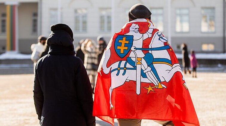 „Ar nepabėgs po pirmo šūvio?“: anot profesoriaus, kandidatų į prezidentus suvokimas apie karines grėsmes – nepakankamas