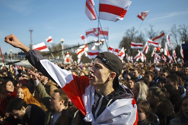 Su baltarusių diaspora dirbantis politologas: „vatnikų“ Lietuvoje nereikia, bet kelių užverti visiems – negalima