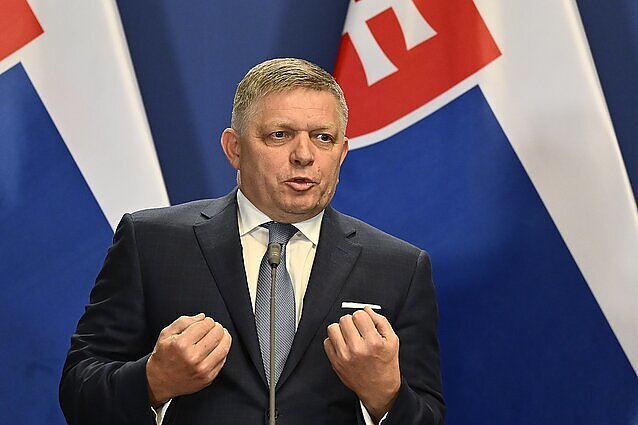 Slovakijos draugystė su Rusija supykdė Čekiją: Praha skelbia atsisakanti tradicija tapusių neoficialių bendrų vyriausybės posėdžių